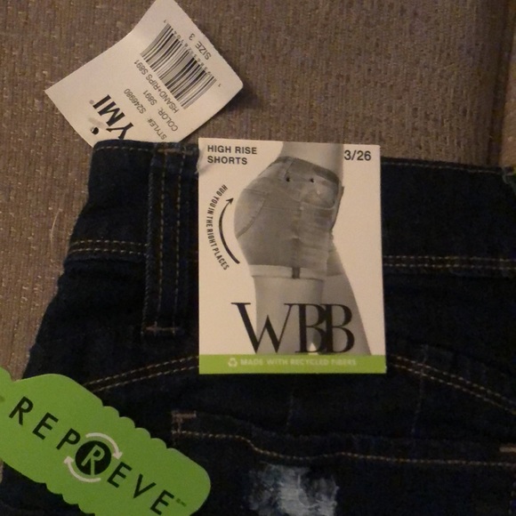 YMI wanna betta butt denim shorts. - Picture 3 of 3